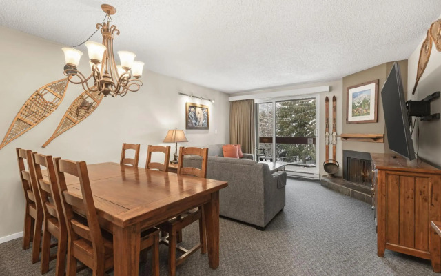 Tantalus Resort Lodge