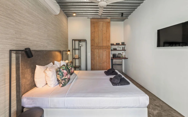 PM78 Boutique Apartments