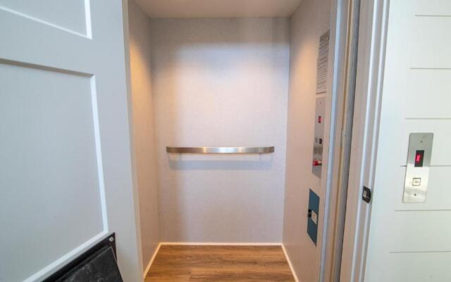 CB20 Sunset Serenade Soundfront