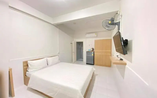 Ze Residence Ram Intra by OYO Rooms