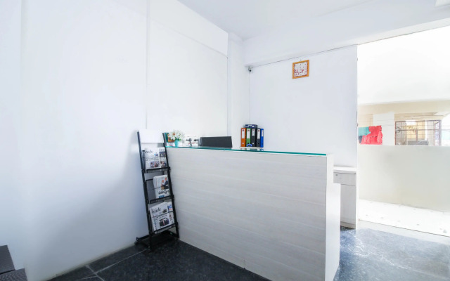 Capital O 70043 Limestone Luxury Rooms