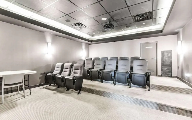 Toronto Suite Rentals - City Place