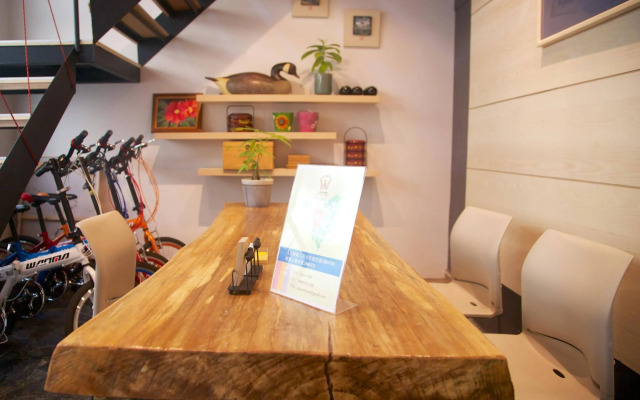 Cozy Cozy Hostel