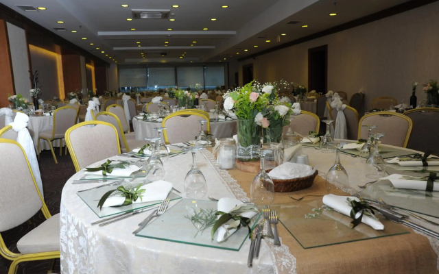 Anemon Kent Çiğli Otel