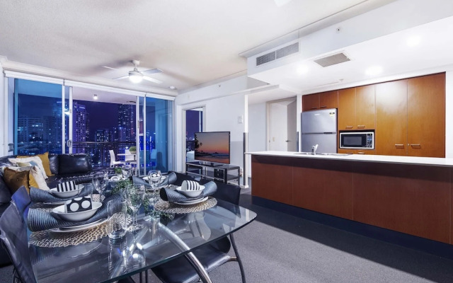Chevron Renaissance - Wow Stay
