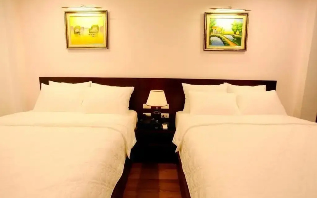 Camellia Hotel
