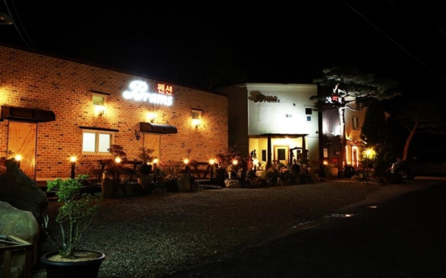 Jeongeup Brahms Pension A