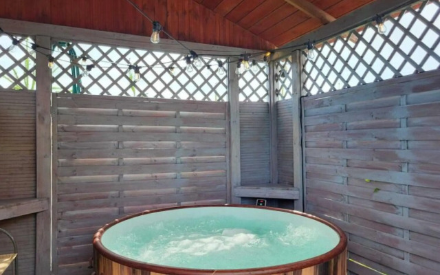 Comfortable Premium Class Apartment, Shared Swimming Pool, Gaski