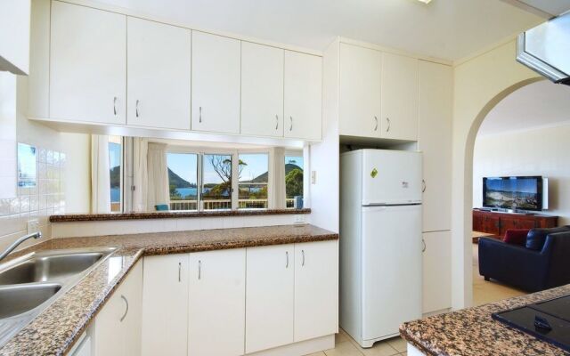 Albacore, Unit 6, 12 Ondine Close