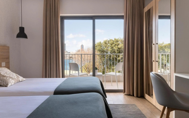 Plaza Regency Hotels