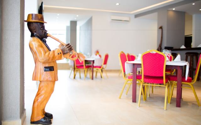 Fly Hotel
