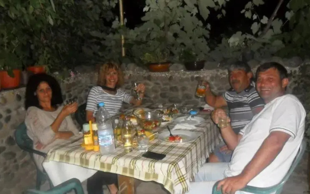 Varnata Family Hotel