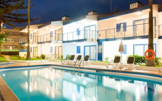 Apartamentos Los Caribes