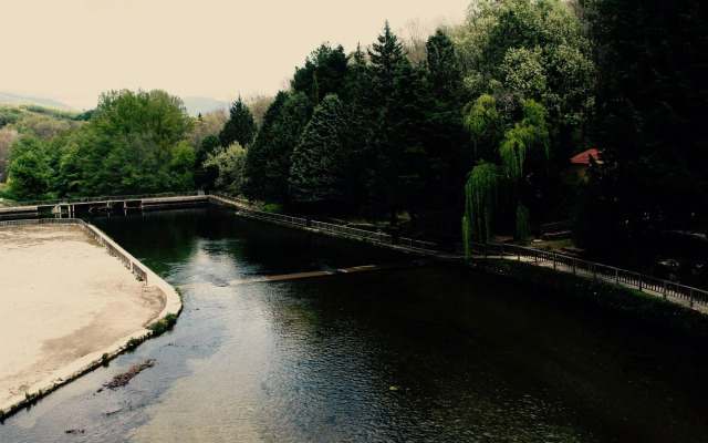 Hostel El Lago Caceres