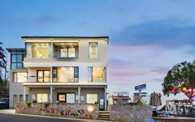 Dongmei Yueju Hostel