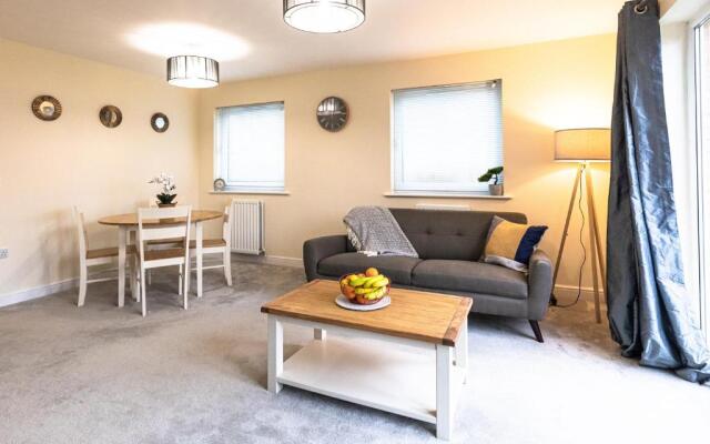 Waterside Lodge by PAY AS U STAY
