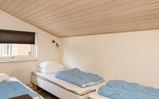 9 Person Holiday Home in Blavand