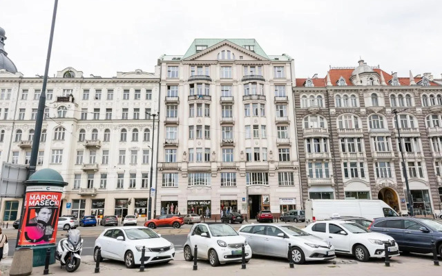 Premium Warsaw Center Studio