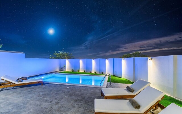 5star Villa Harmony w heated pool, Gym, Spa, Sauna