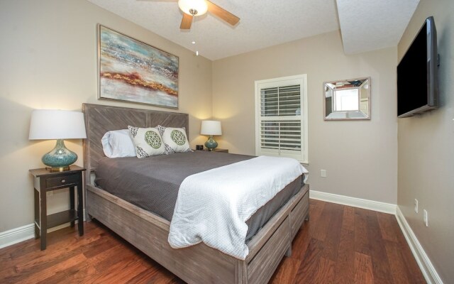 Ariel Dunes I- 2101 - 1571211