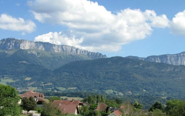 Logis Hôtel Annecy Nord / Argonay