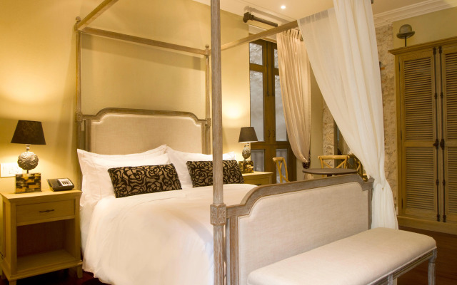 Bastión Luxury Hotel