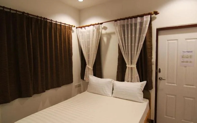 Rojanavee Resort