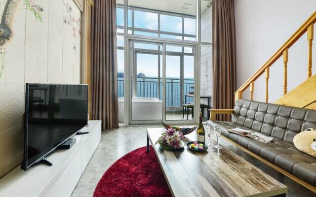 Yeosu Feeling Pension