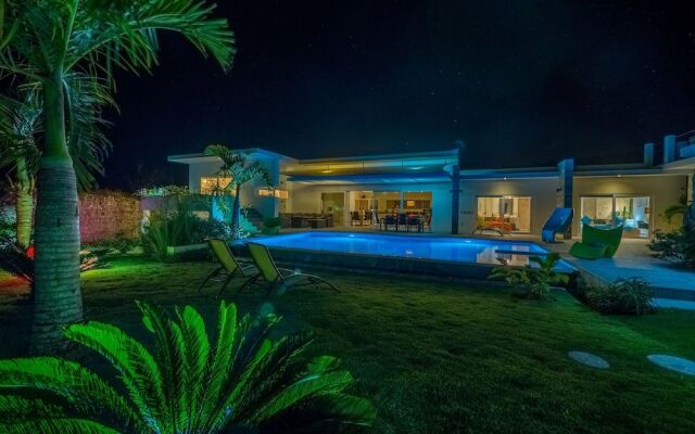 Villa Panaema