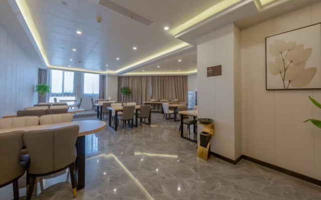 GreenTree Inn Zhejiang Jiaxing Honghe Town Business Hotel