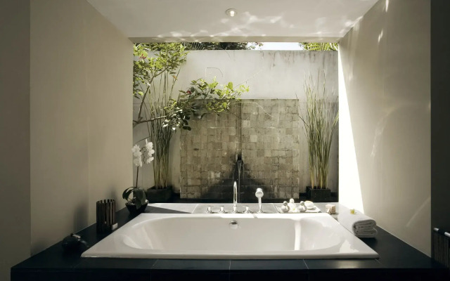 Kayumanis Nusa Dua Private Villa & Spa