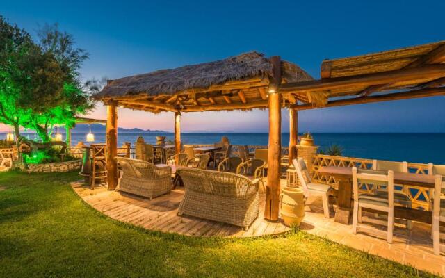 Porta Del Mar Beach Resort