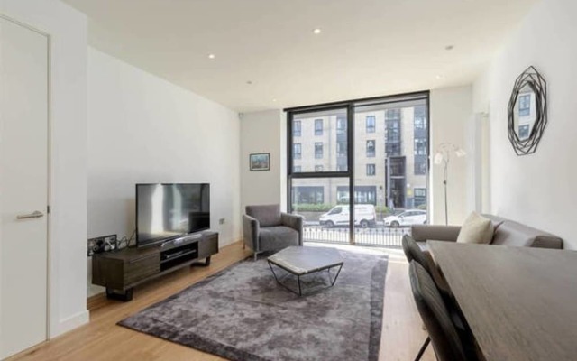 Luxury Apartment - Quartermile