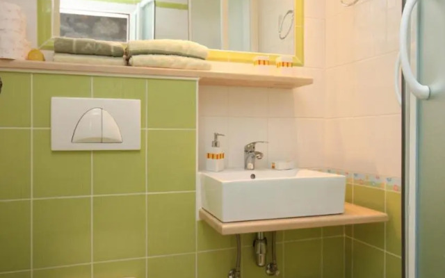 Apartments by the sea Gradac, Makarska - 6661