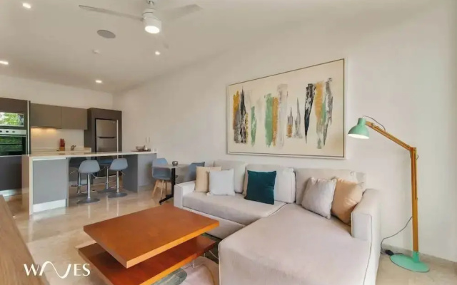 Luminous 1 Br. Steps Away From the Beach