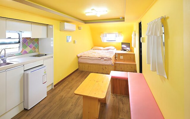 Ganghwa Spa in Caravan