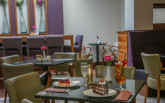 Best Western Moores Central Hotel