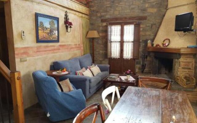 Apartamentos La Borda Castillon
