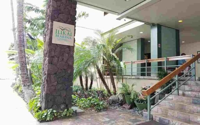 Ilikai Marina Studio City View Condos with Fully Equipped Kitchens & Free Wifi