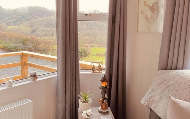A Beautiful, Unique Lodge, Made for two