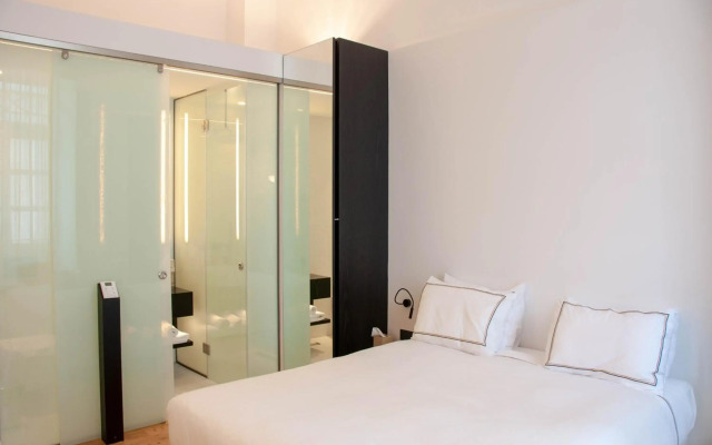 S Paul Hotel