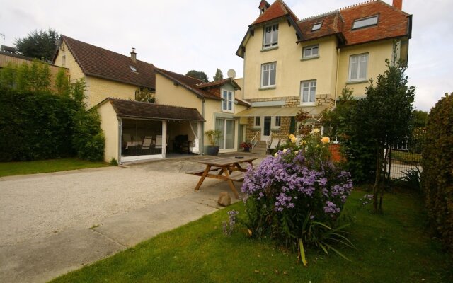 Lovely Child-friendly Villa in Bayeux