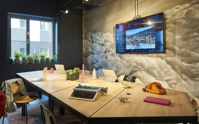 Moxy Paris Charles de Gaulle Airport