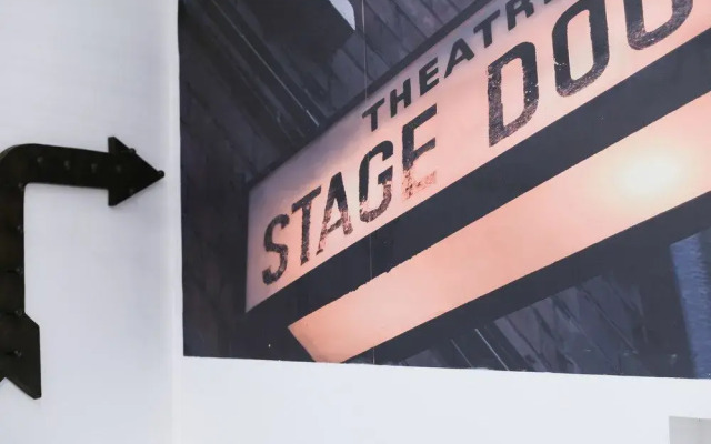 Leicester Square 1 Bedroom Apartment