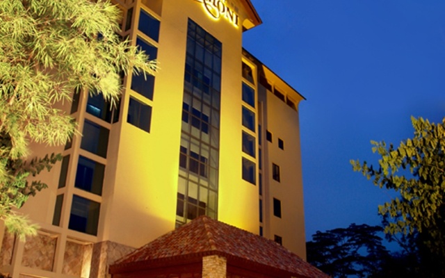 Harmoni Suites Hotel