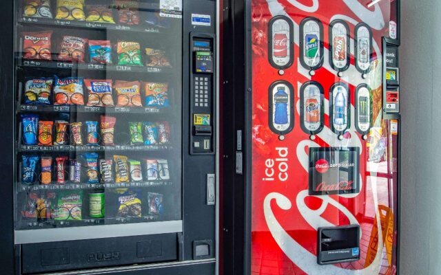 Studio 6 Lafayette, LA – I-10 & I-49 N