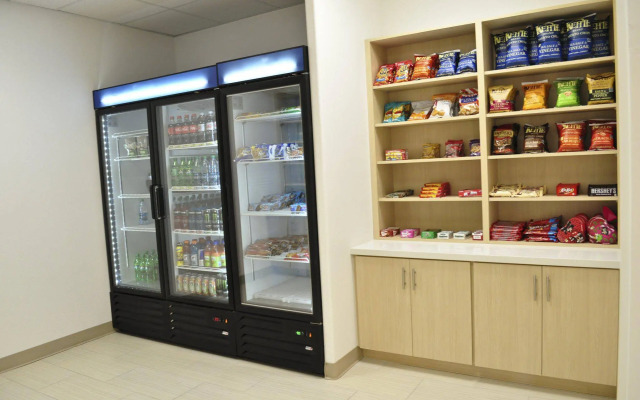 Holiday Inn Express & Suites Price by IHG