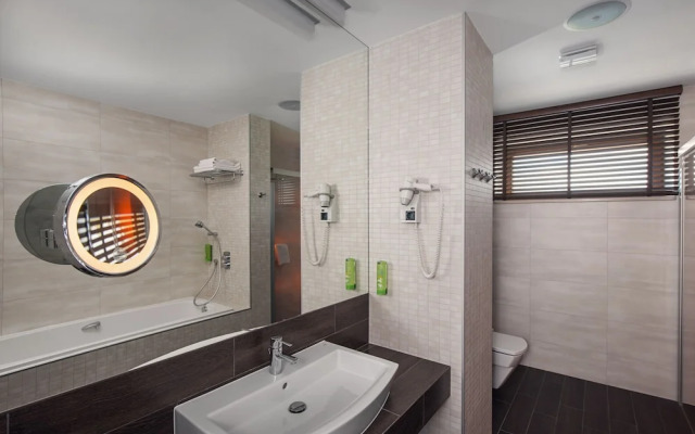 Hotel Różany Gaj - Destigo Hotels