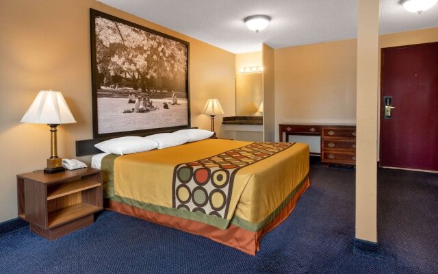 Sutton Suites Hotel
