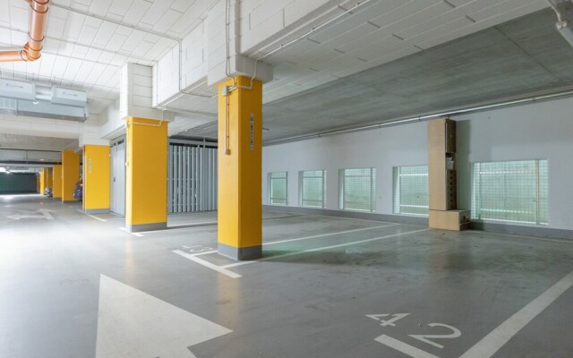 Apartment Kotsisa + Parking by Renters